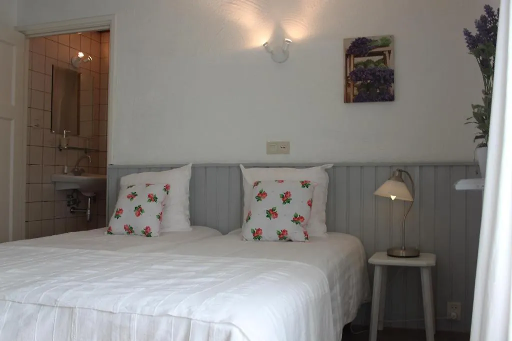 Vroenhof Hotel Valkenburg aan de Geul 2*,  Netherlands