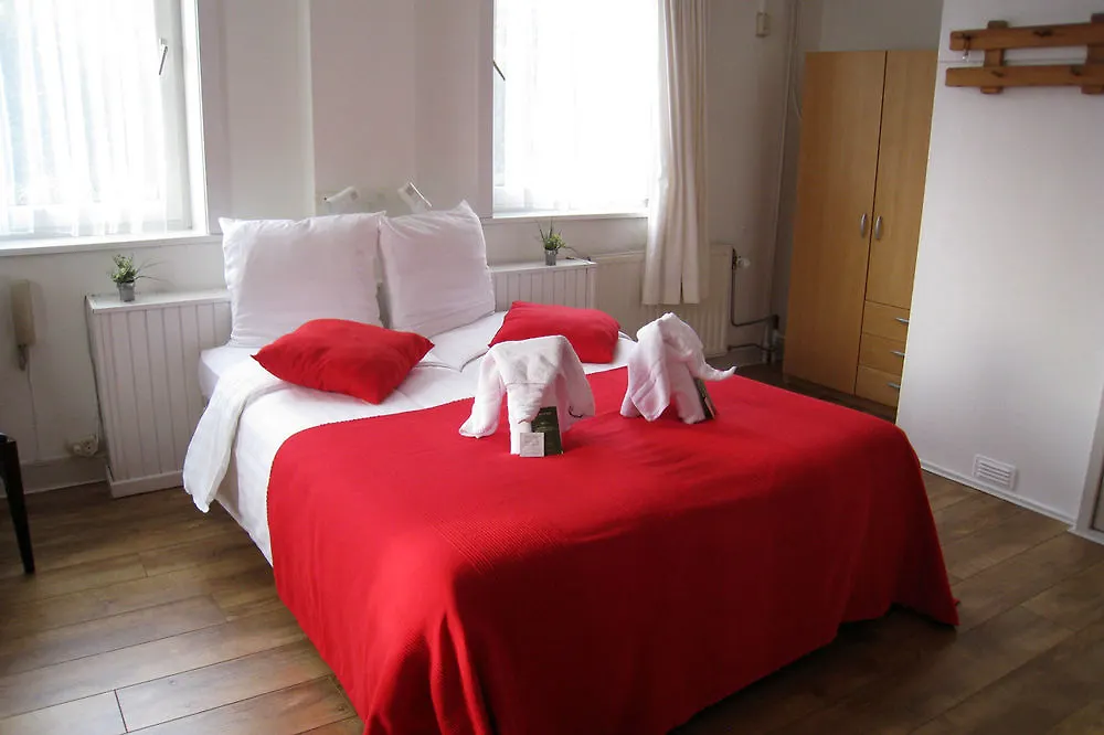 Vroenhof Hotel Valkenburg aan de Geul 2*,  Netherlands